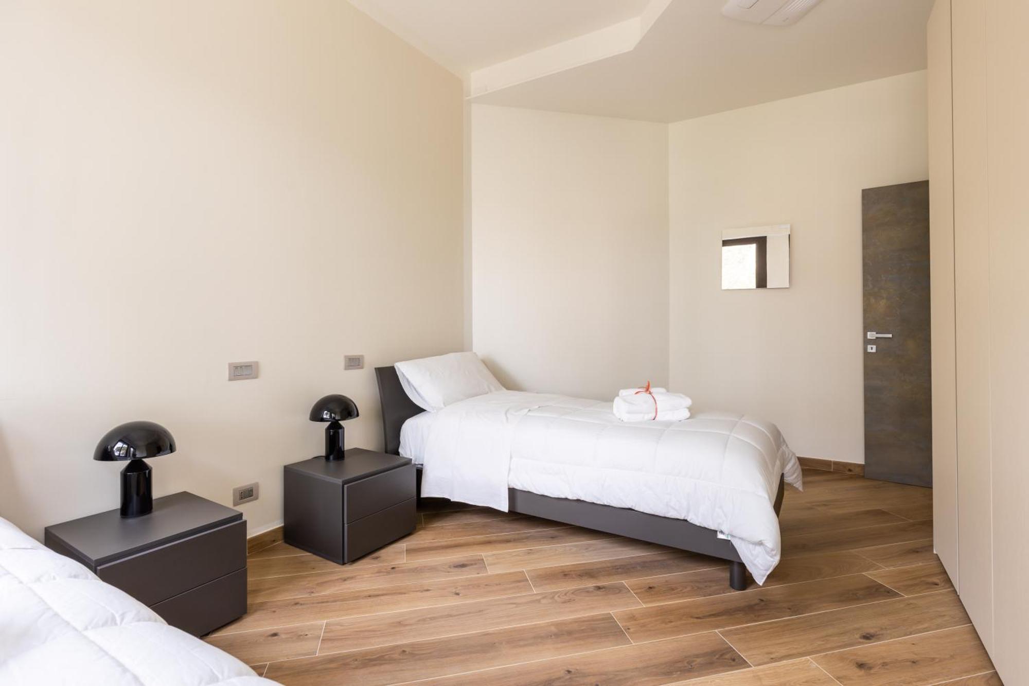 Exclusive Perugia Getaway - Apartments With Shared Pool & Parking Exterior photo