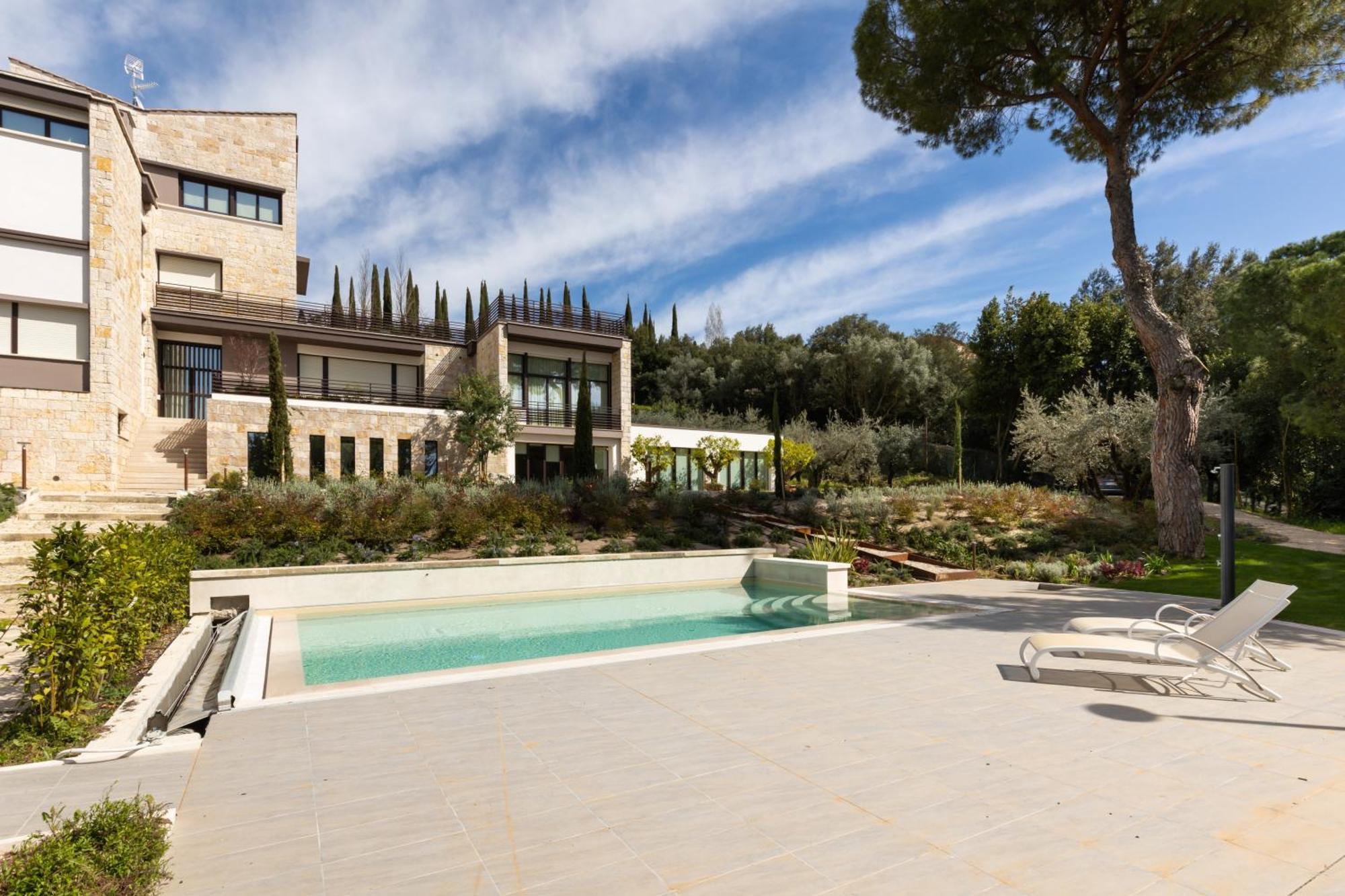 Exclusive Perugia Getaway - Apartments With Shared Pool & Parking Exterior photo